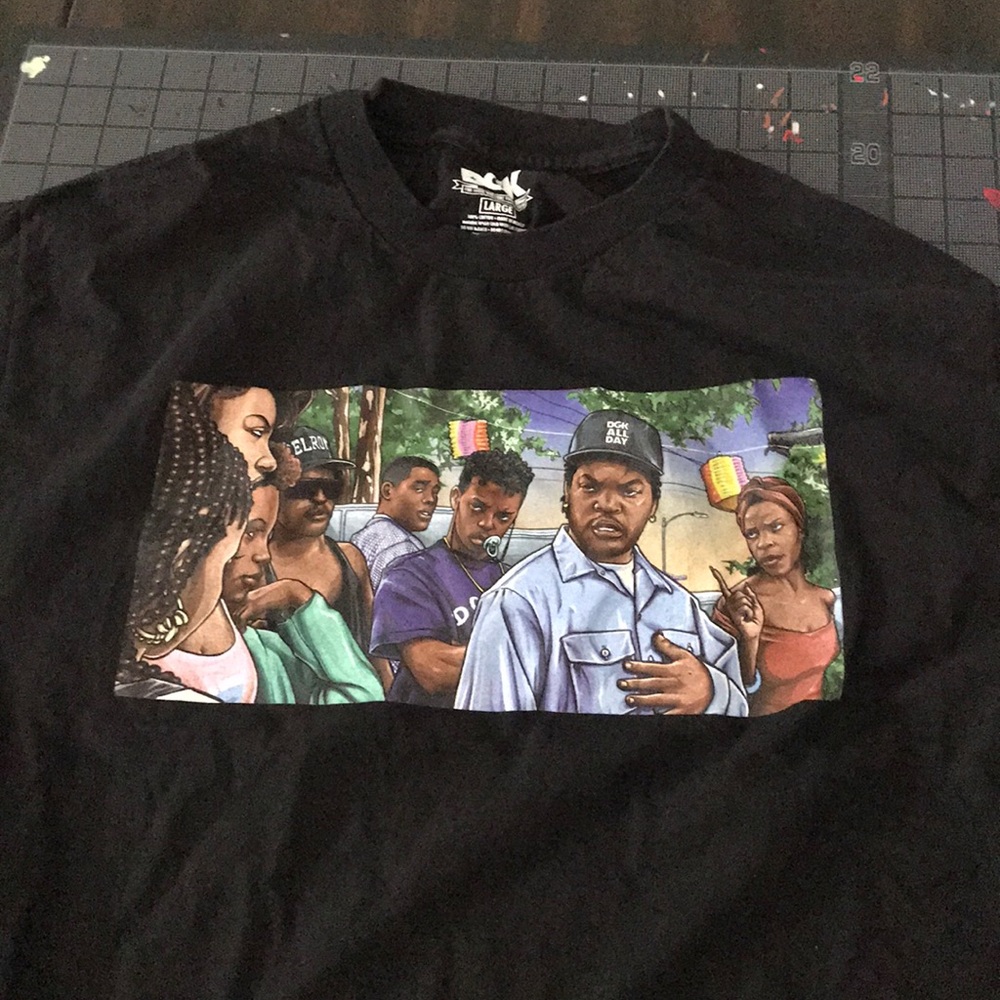 DGK “Boyz-N-the-Hood” Tshirt sz. Large